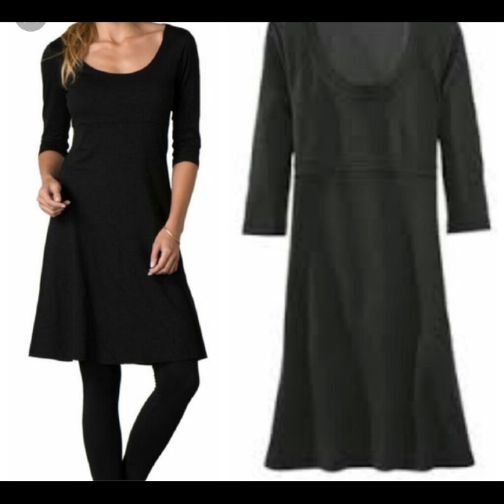 Super flattering black dress